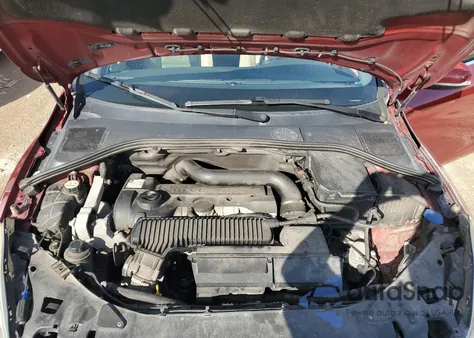 2012 Volvo S60 T5 z USA, uszkodzony, nr VIN YV1622FS7C2043536